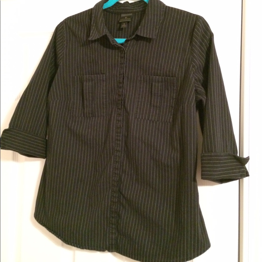 3/4 Sleeve Button Down Shirt