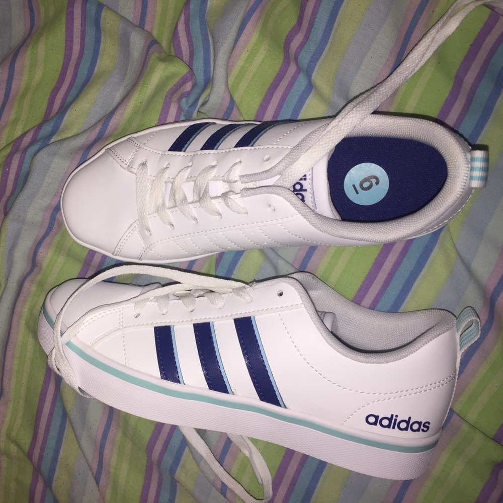 adidas NWOT