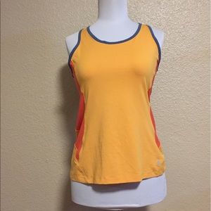 Columbia Sweat Activated Cooling sportswear top