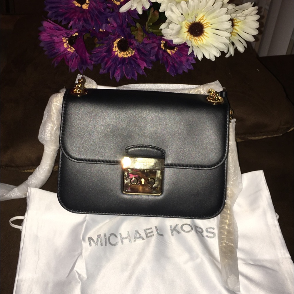 Michael KorsSloan Editor Medium Chain Shoulder Bag