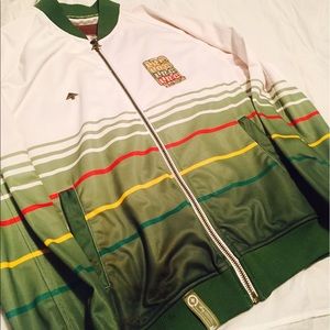 Lrg zip up polyester jacket size medium