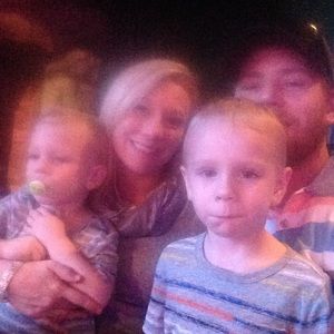 Meet your Posher, Devin