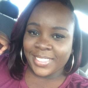 Meet your Posher, Cierra