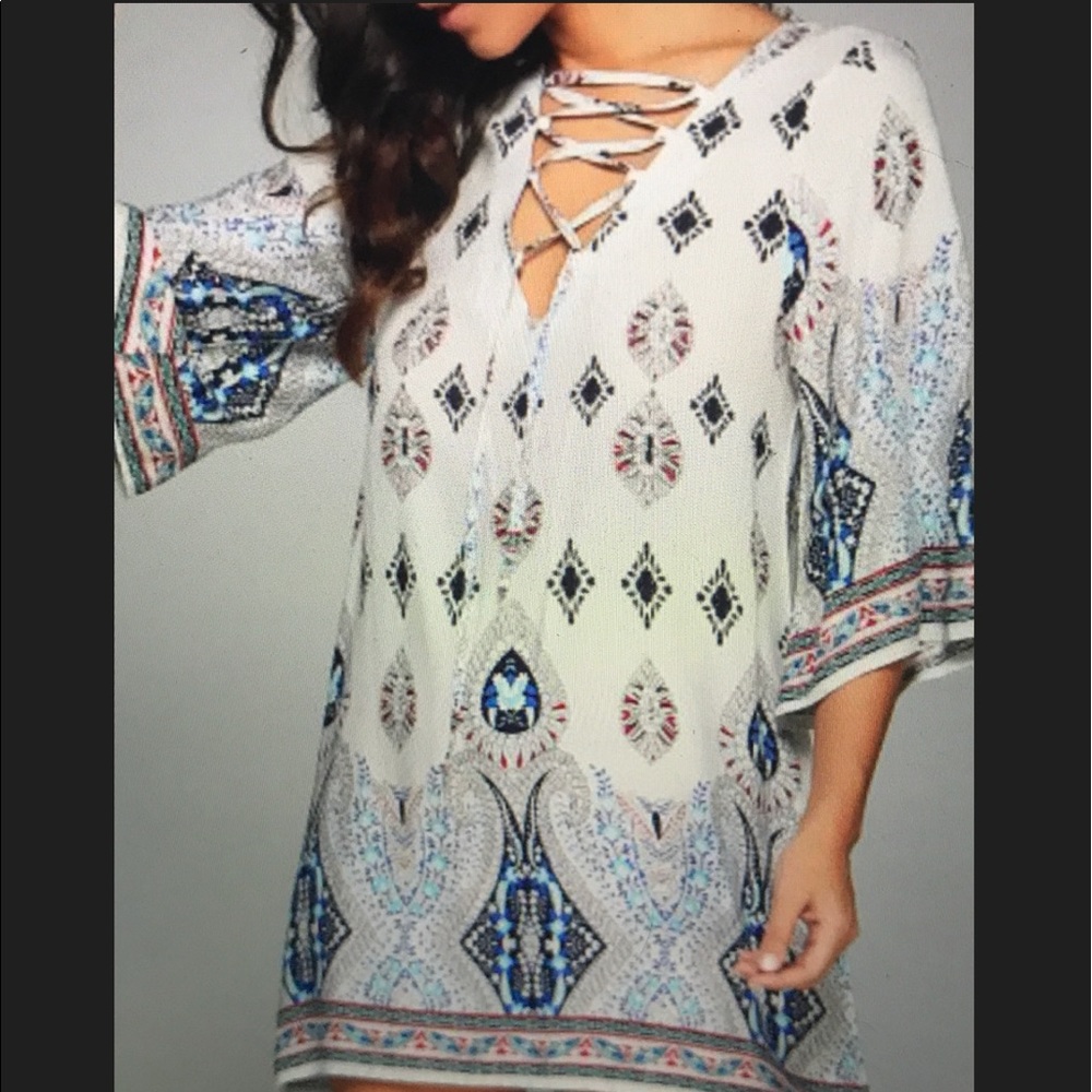 NWT 3/4 SLEEVE LACE-UP MINI PRINTED DRESS