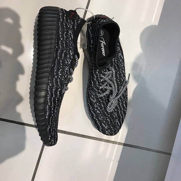 NEW black and white sneakers - Picture 2 of 2