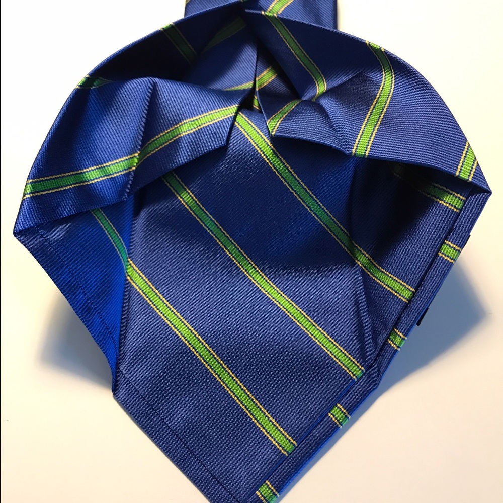 NWT Kiton tie blue with green repeating stripe