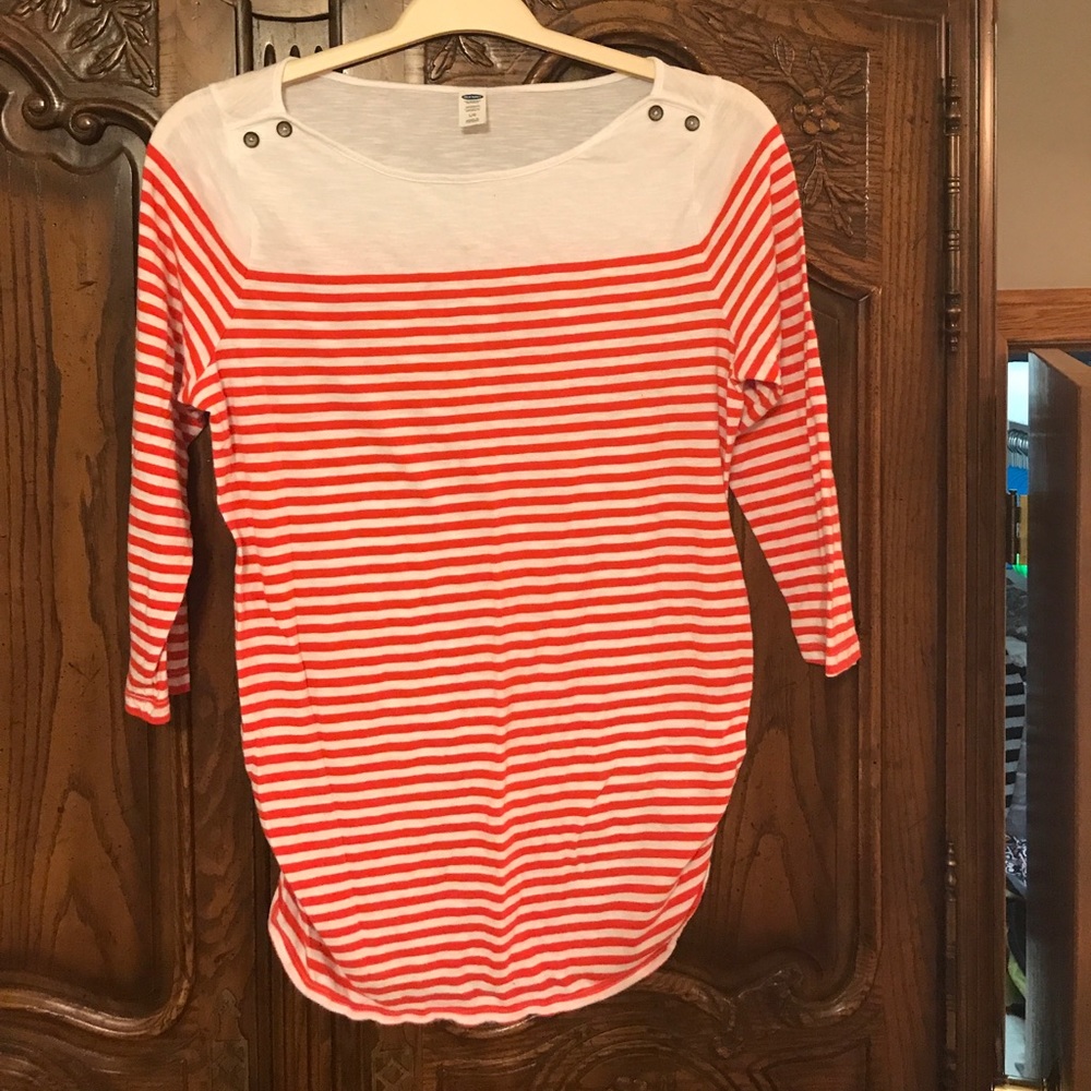 3/4 length sleeve maternity shirt