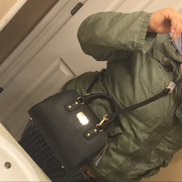 ⭐️SOLD⭐️Michael Kors Small Saffiano Leather - Picture 8 of 8