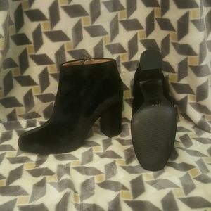 New Madewell Velvet Booties sz.7