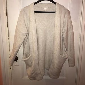 Oversized warm cardigan