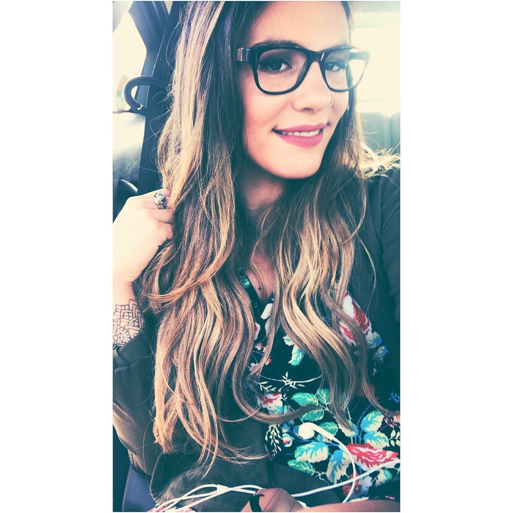 Meet your Posher, Lizzie