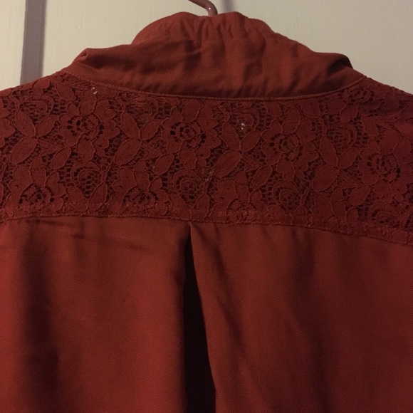 American rag jacket on burnt orange. - Picture 5 of 6