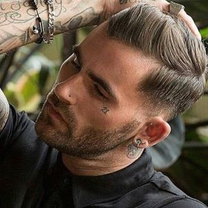 Meet your Posher, Gary