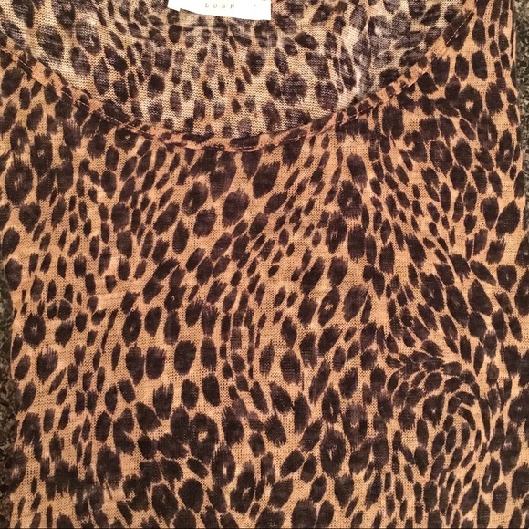 Lush Animal Print Long Sleeve - Picture 4 of 4