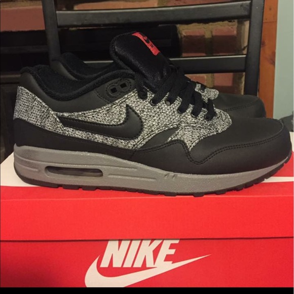 Nike Air Max 1 Essential size 10 men - Picture 1 of 3