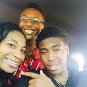 Meet your Posher, Nakia