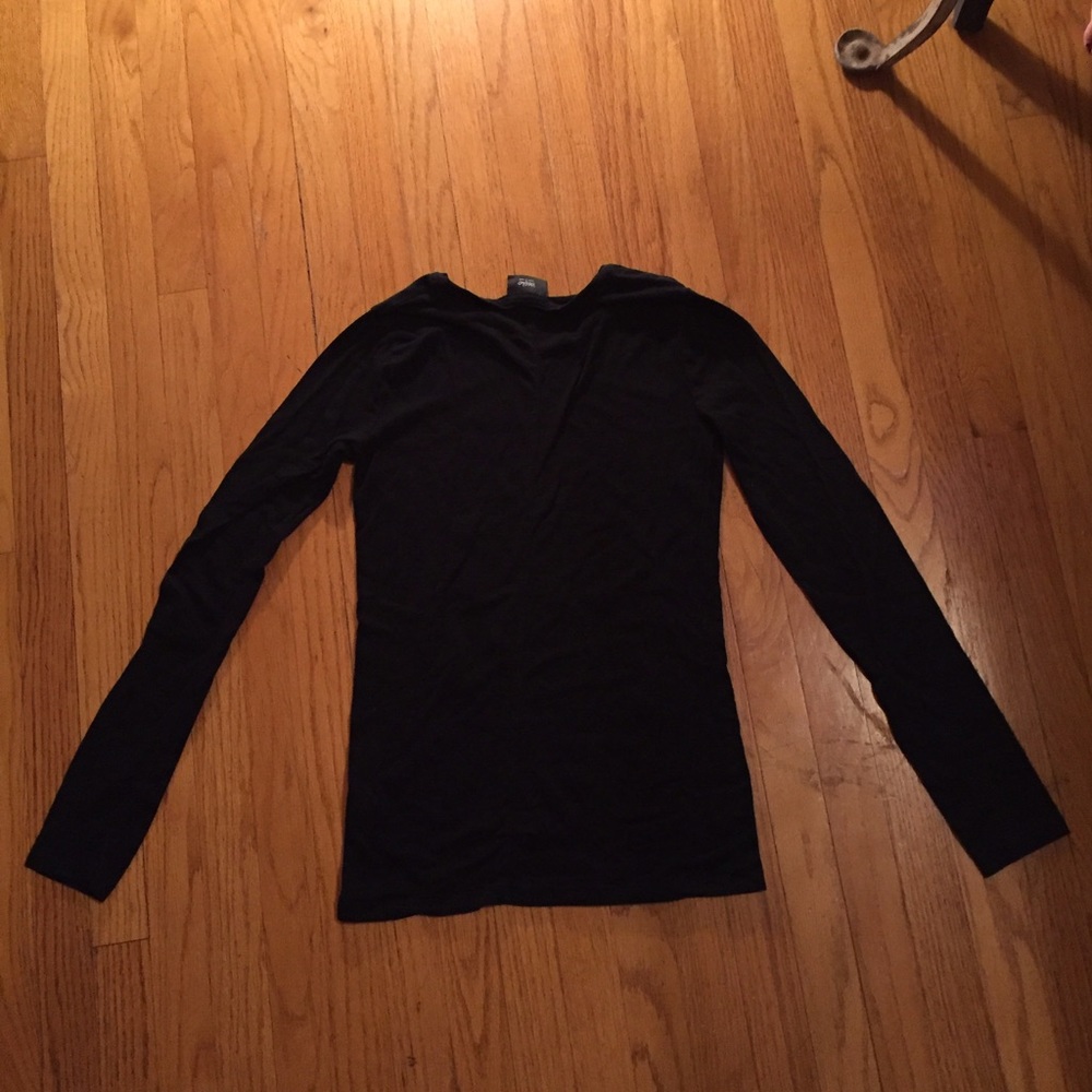 Basic Black Long Sleeve Tee