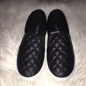 NWT Diamond Quilted Slip On Flats size 7