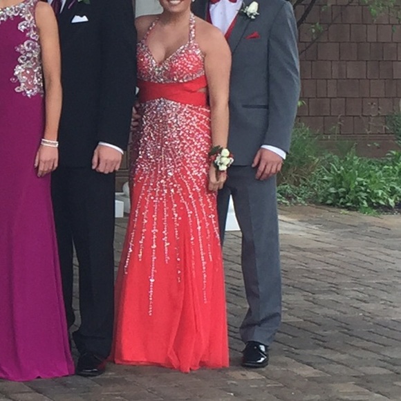 Prom dress - Picture 3 of 3