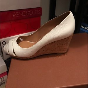 Nine West platform shoes. Never worn