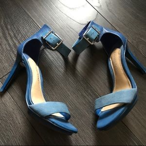 Gianni Bini Sandals Heels 4", Size 6, Blue