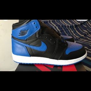 Retro 1 royal
