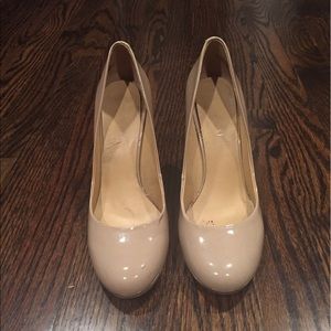 Nine West nude heels size 7