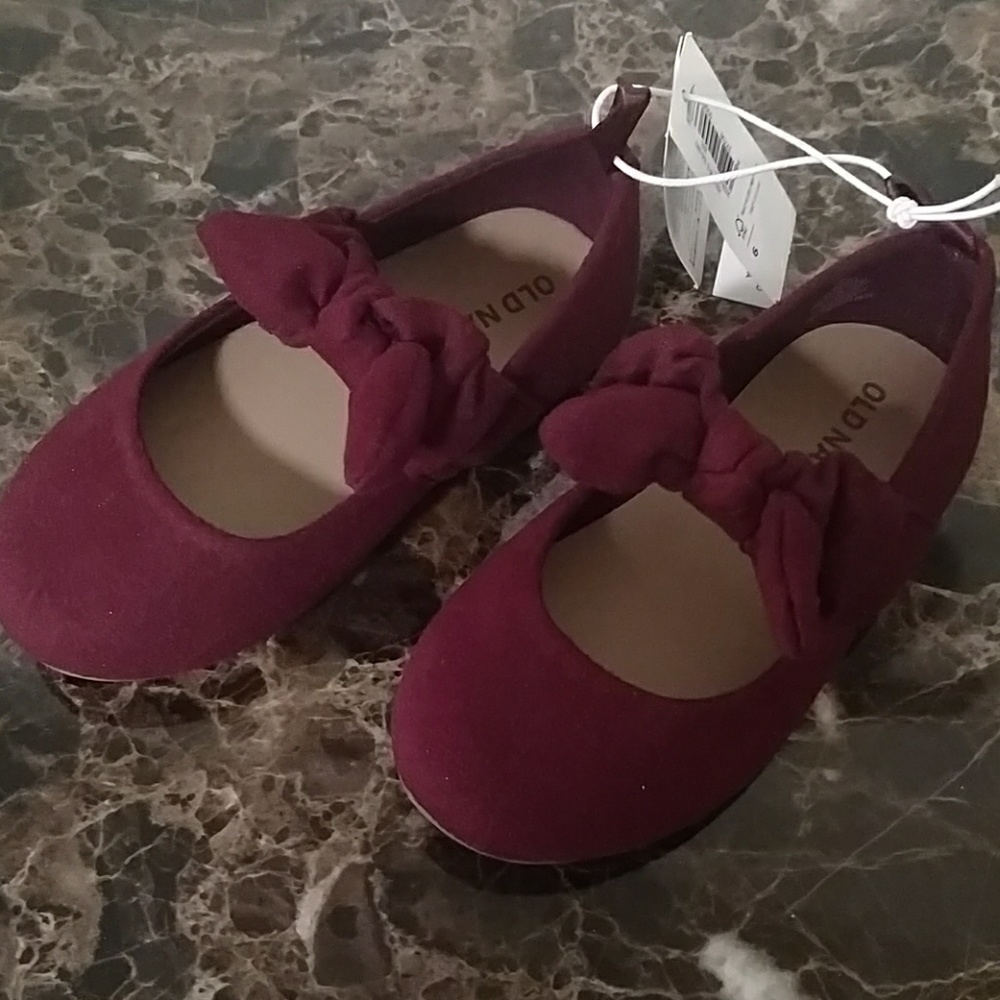 Maroon Toddler Shoes, Size 6