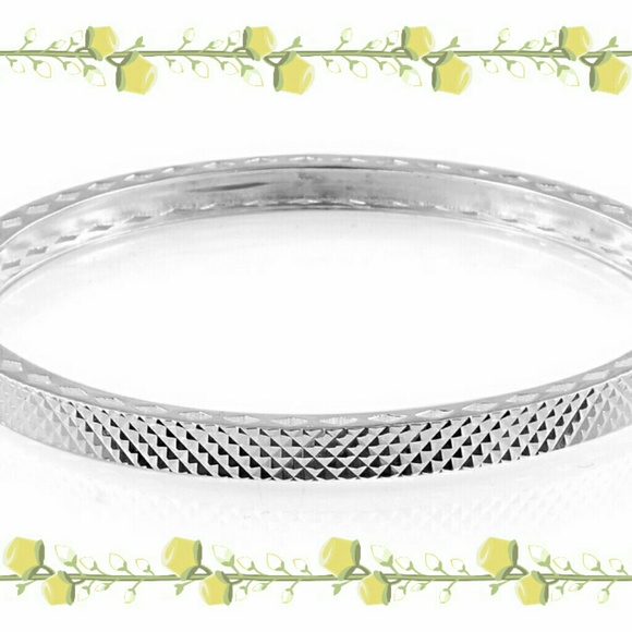 🌴TEXTURED BANGLE🌴 - Picture 3 of 4