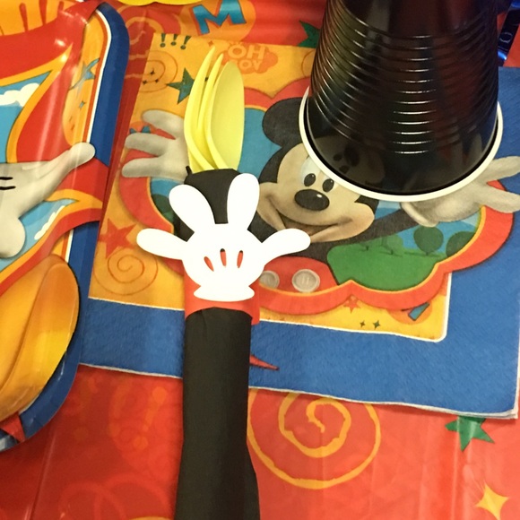 ***SOLD***Mickey Mouse Stand Up Centerpiece - Picture 5 of 6