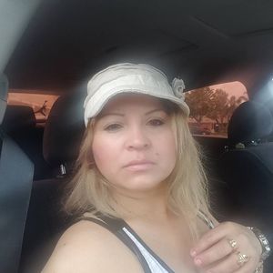 Meet your Posher, Roxana