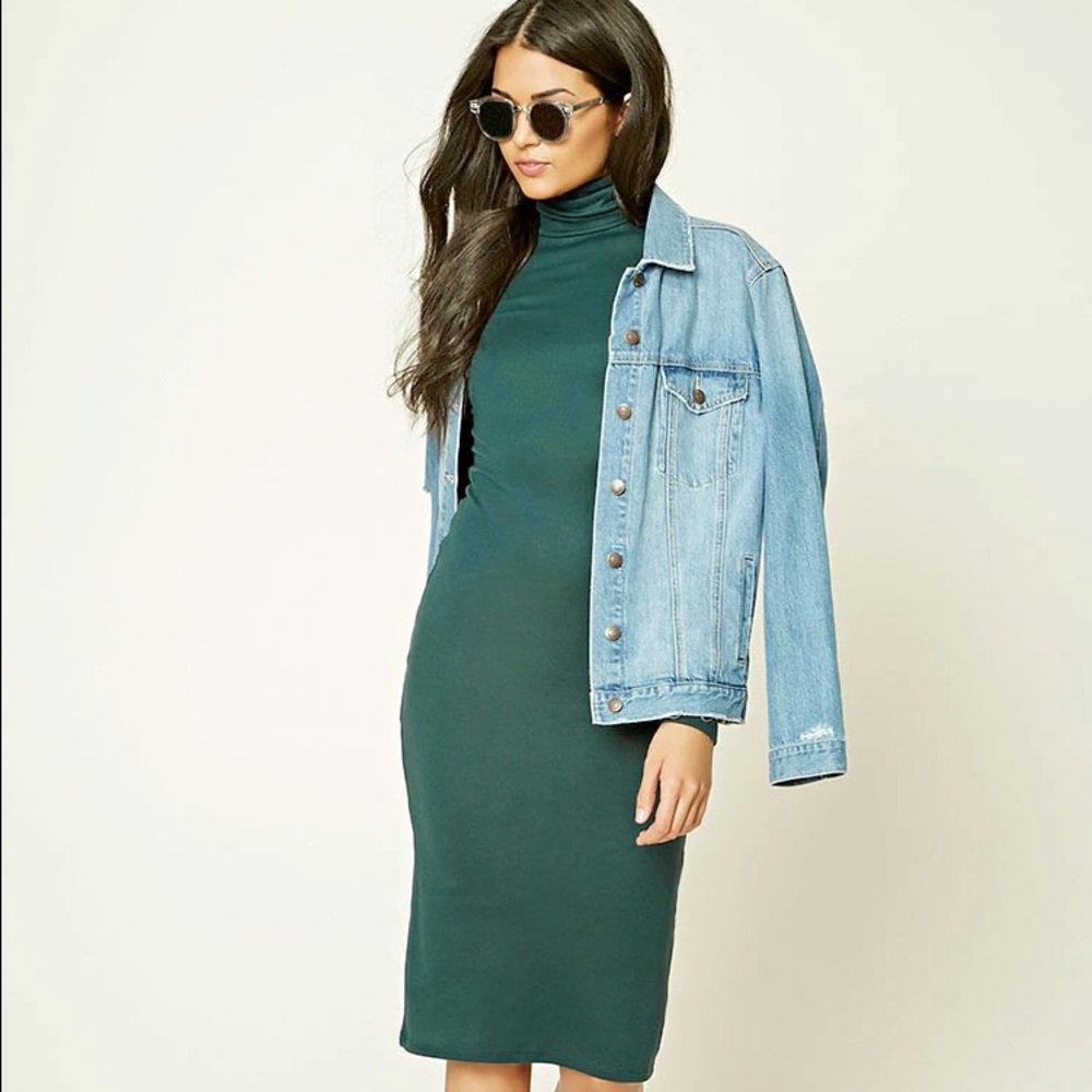 💥 NEW: F21 green turtleneck dress
