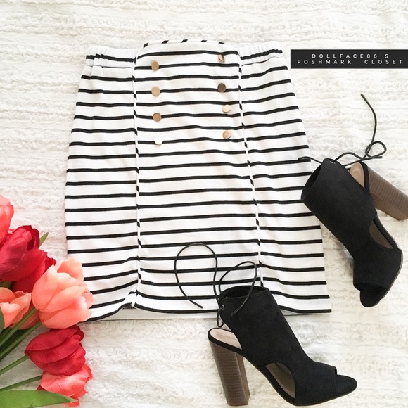 Alythea Dresses & Skirts - NWT Nautical Striped Pencil Skirt