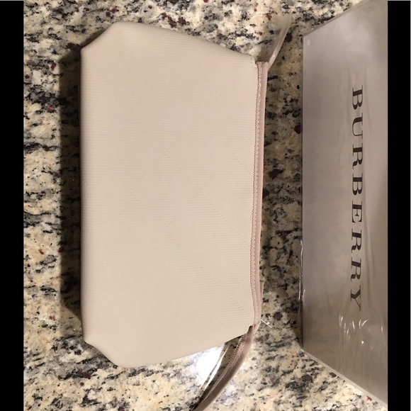 BURBERRY BEAUTY COSMETIC BAG - Picture 3 of 5