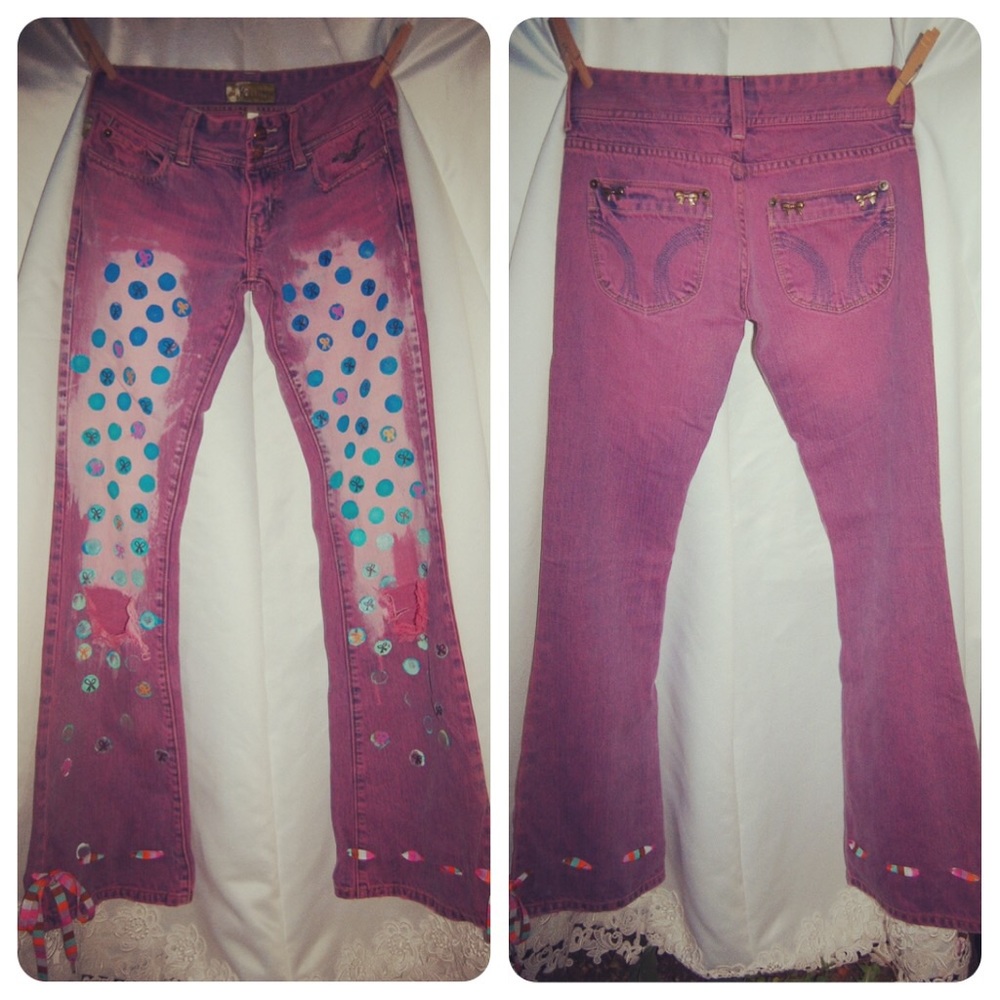 💜Host Pick💜 Bows & Polka Dot Hand Painted Jeans