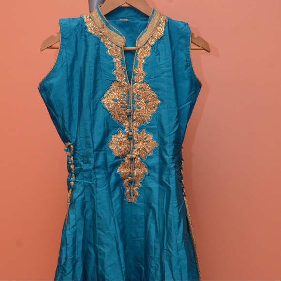 copper sulphate blue dress Copper sulphate blue cotton tunic with chord work.