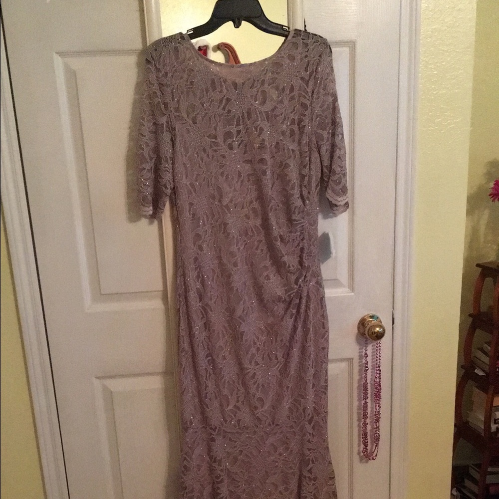 Size 16 champagne mother of the bride dress