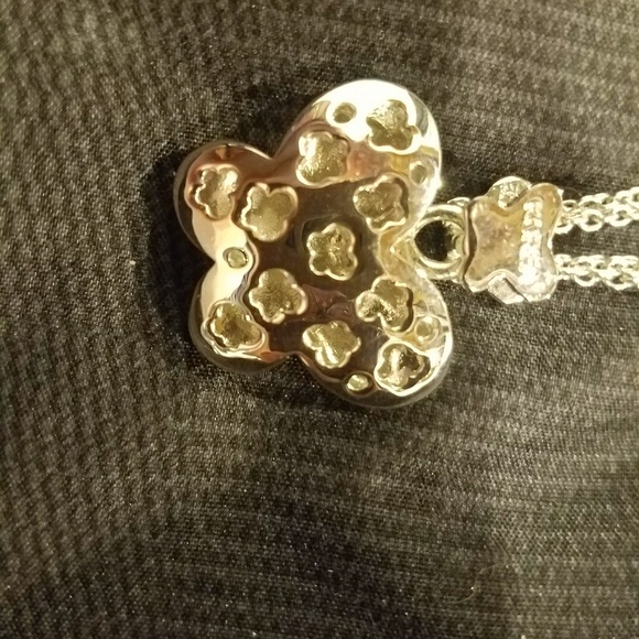 Womens butterfly necklace - Picture 4 of 4
