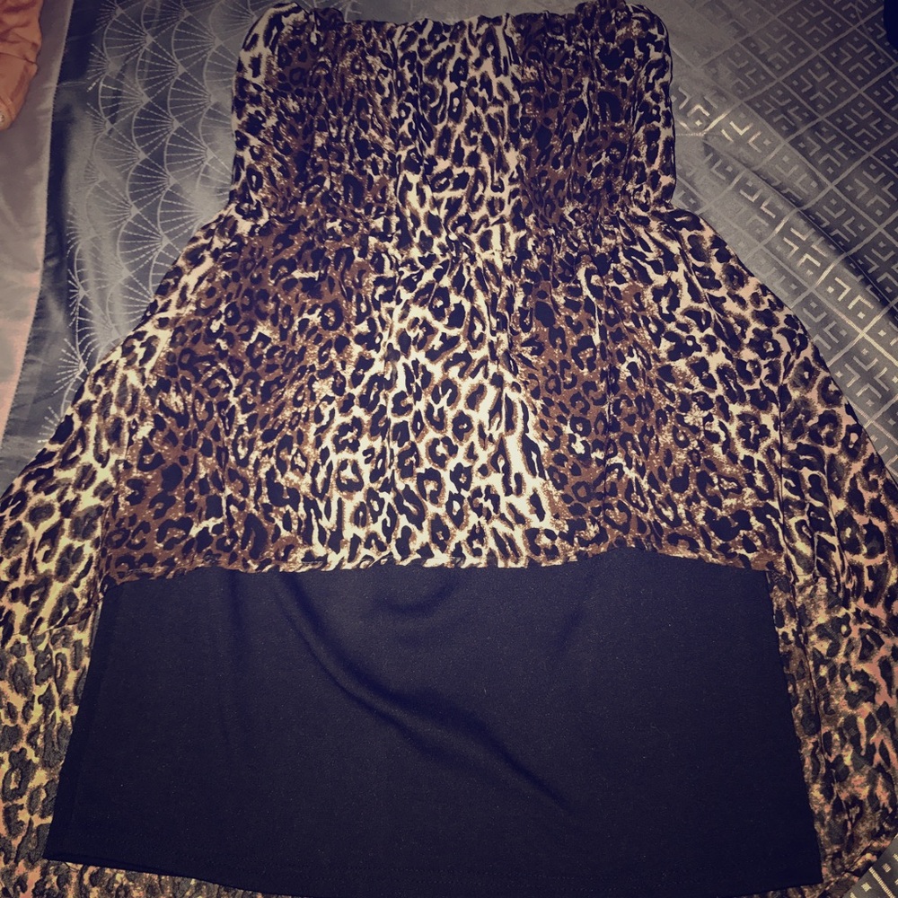 Leopard strapless dress