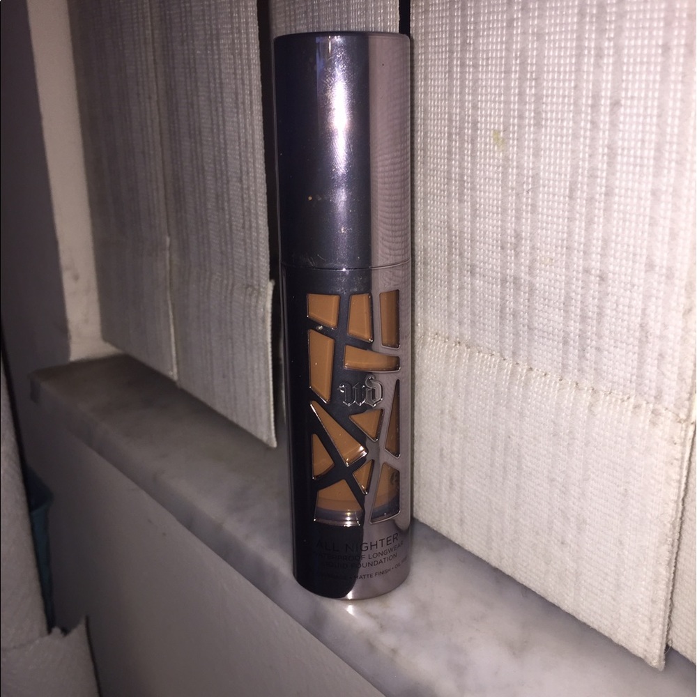 Urban decay all nighter foundation