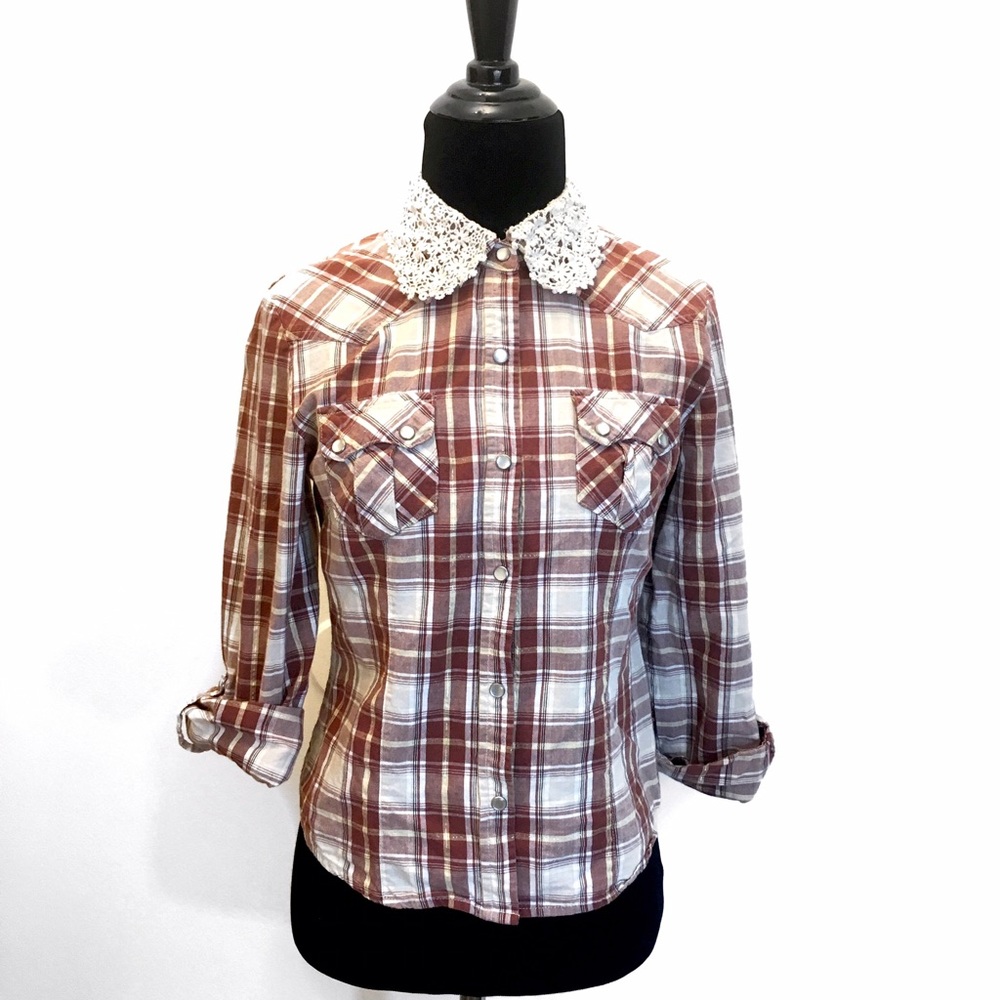Vintage Inspired Western Shirt w/ Crocheted Collar