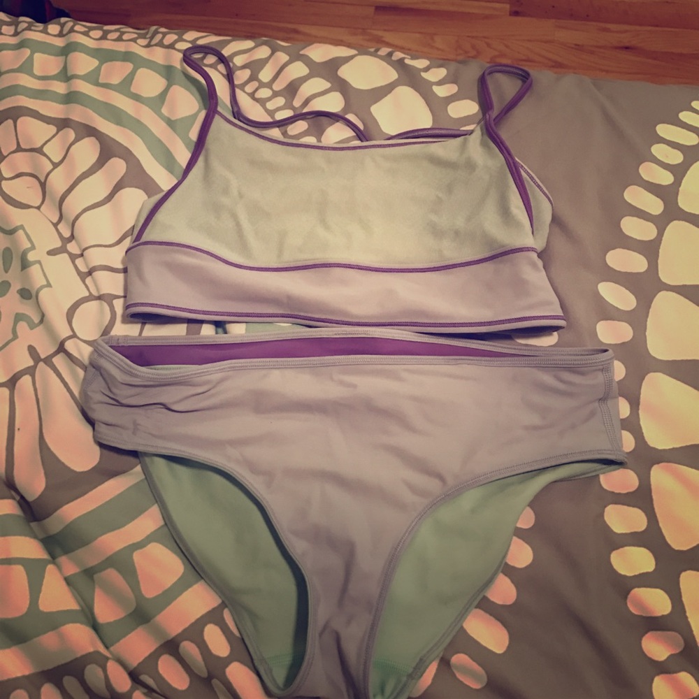 Ivivva swim suit/kids