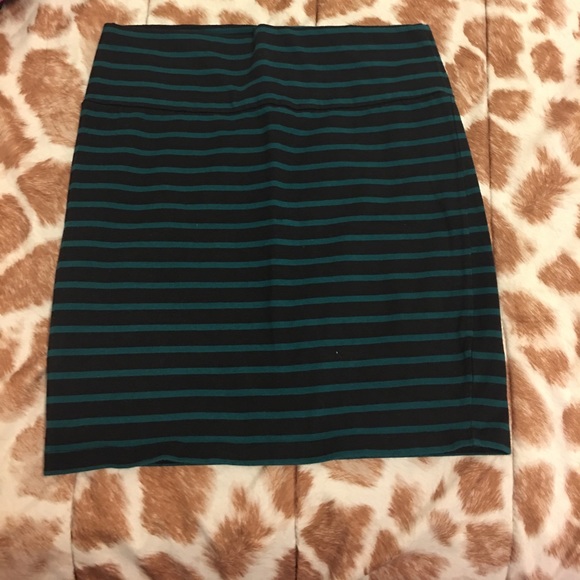 High waist Mini skirts - Picture 4 of 5