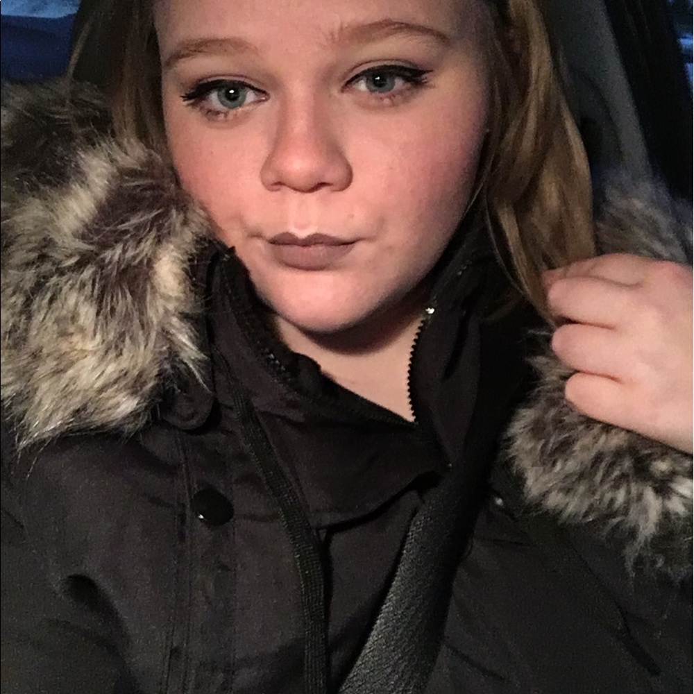 Meet your Posher, Rebecca