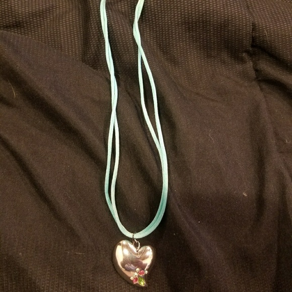 Women's heart necklace - Picture 2 of 2