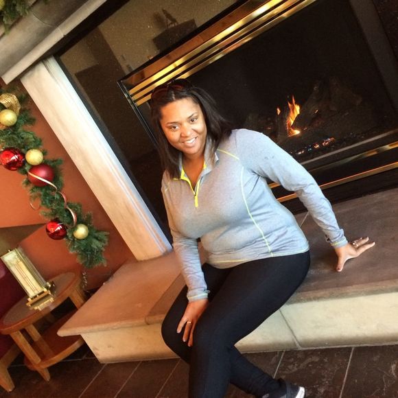 Meet your Posher, Janet - Picture 1 of 1