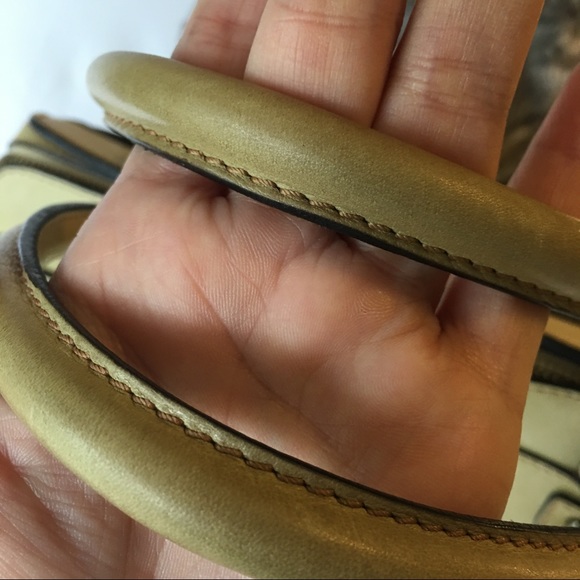 🚫SOLD🚫 Mark Jacobs Turn Lock Handbag - Picture 4 of 8