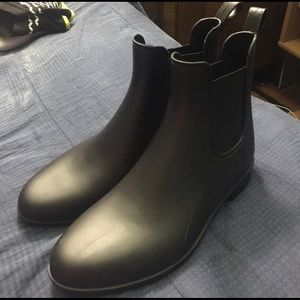 Black Matte Chelsea Rain Boots 8