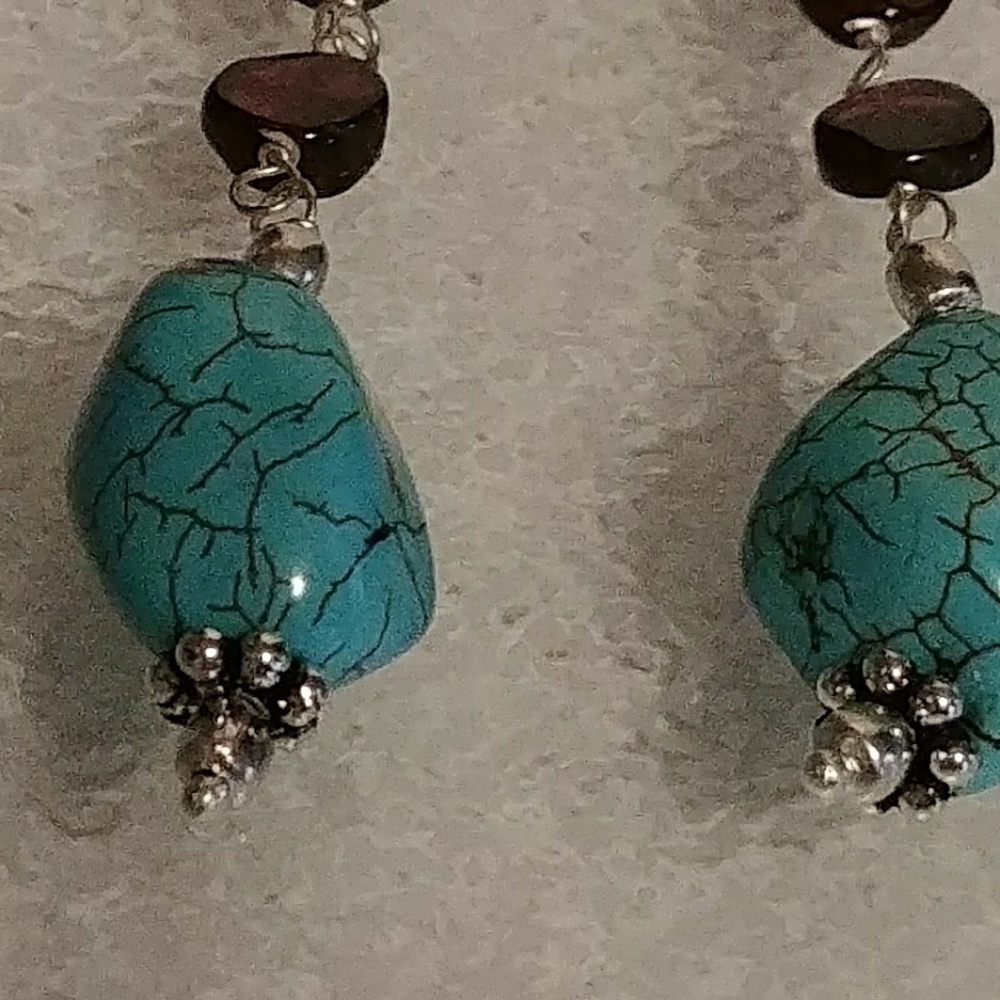 Earrings - Picture 2 of 3