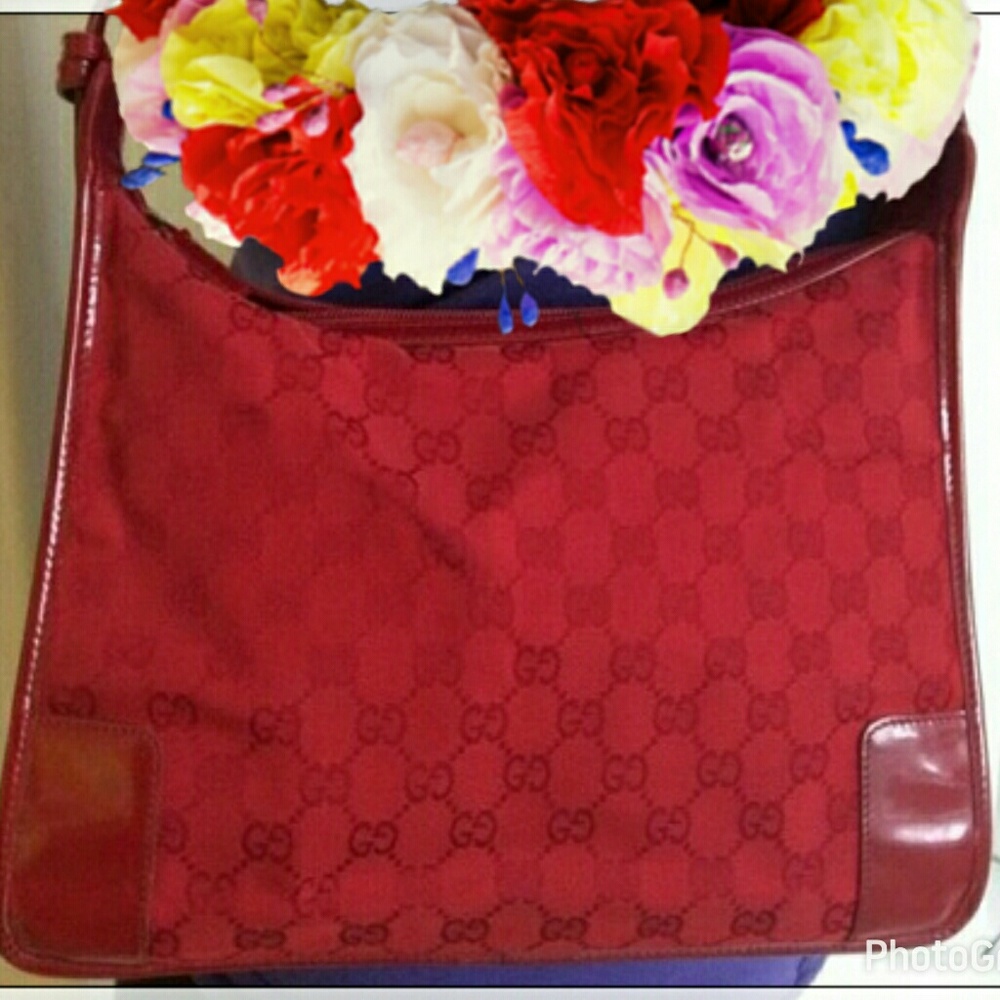 AUTHENTIC GUCCI:Red Canvas & Patent Leather Bag.